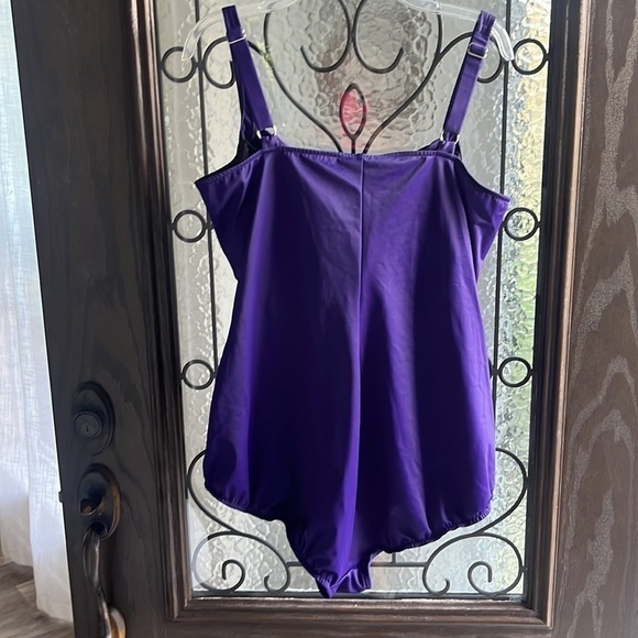Croft & Barrow Body Sculpting One Piece Swim Suit eggplant size 22W ruched - Picture 4 of 16